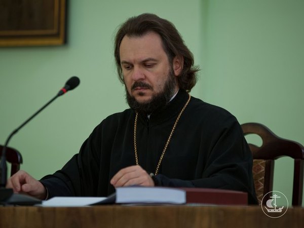 Ректор СПбДА епископ Гатчинский Амвросий
