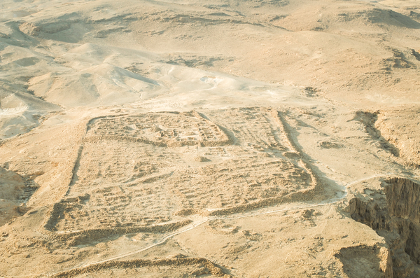 Развалины римского лагеря рядом с Масадой