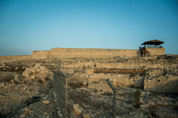 Развалины самарянского храма на г. Гаризим