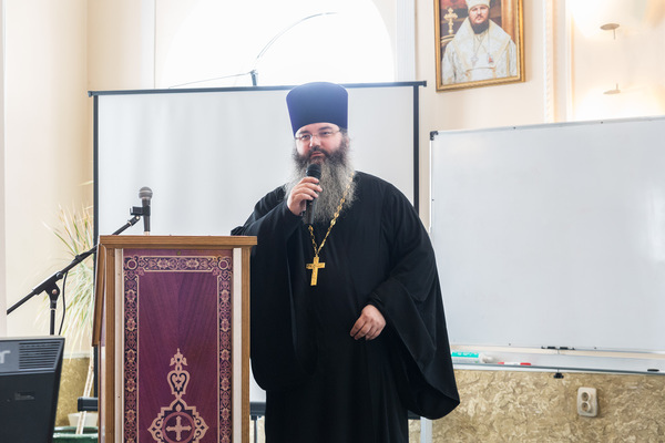 Вступительное слово ректора семинарии священника Георгия Андрианова